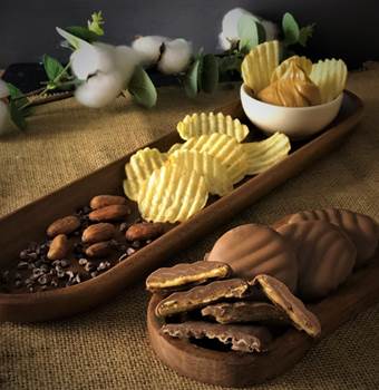 peanut butter potato chips with chocolate